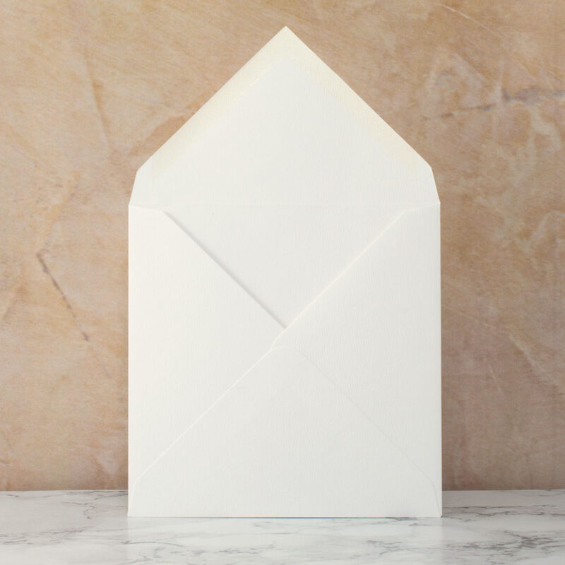 Φάκελος 17*17 αεροπορικό γομέ 120-130γρ. Λευκό γραμμωτό Chagall White.