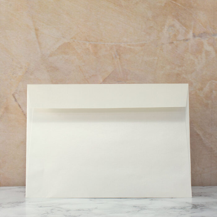 _MG_2269 Φάκελος 16*23 καρέ αυτοκόλλητο 120-130γρ. Λευκό περλέ Perla