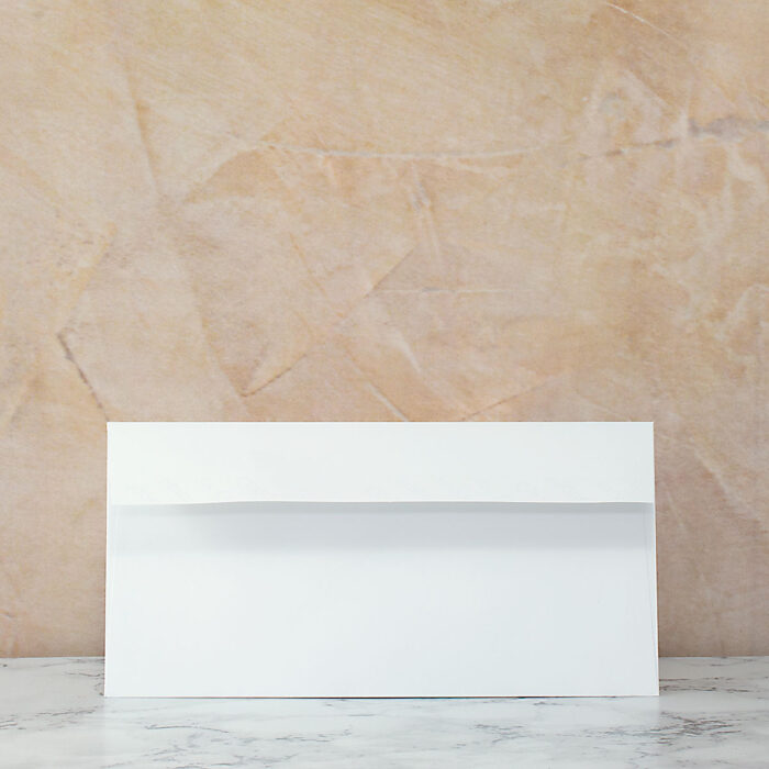 Φάκελος 11*22 καρέ αυτοκόλλητο, αεροπορικό γομέ 120γρ. Λευκό Diamond white